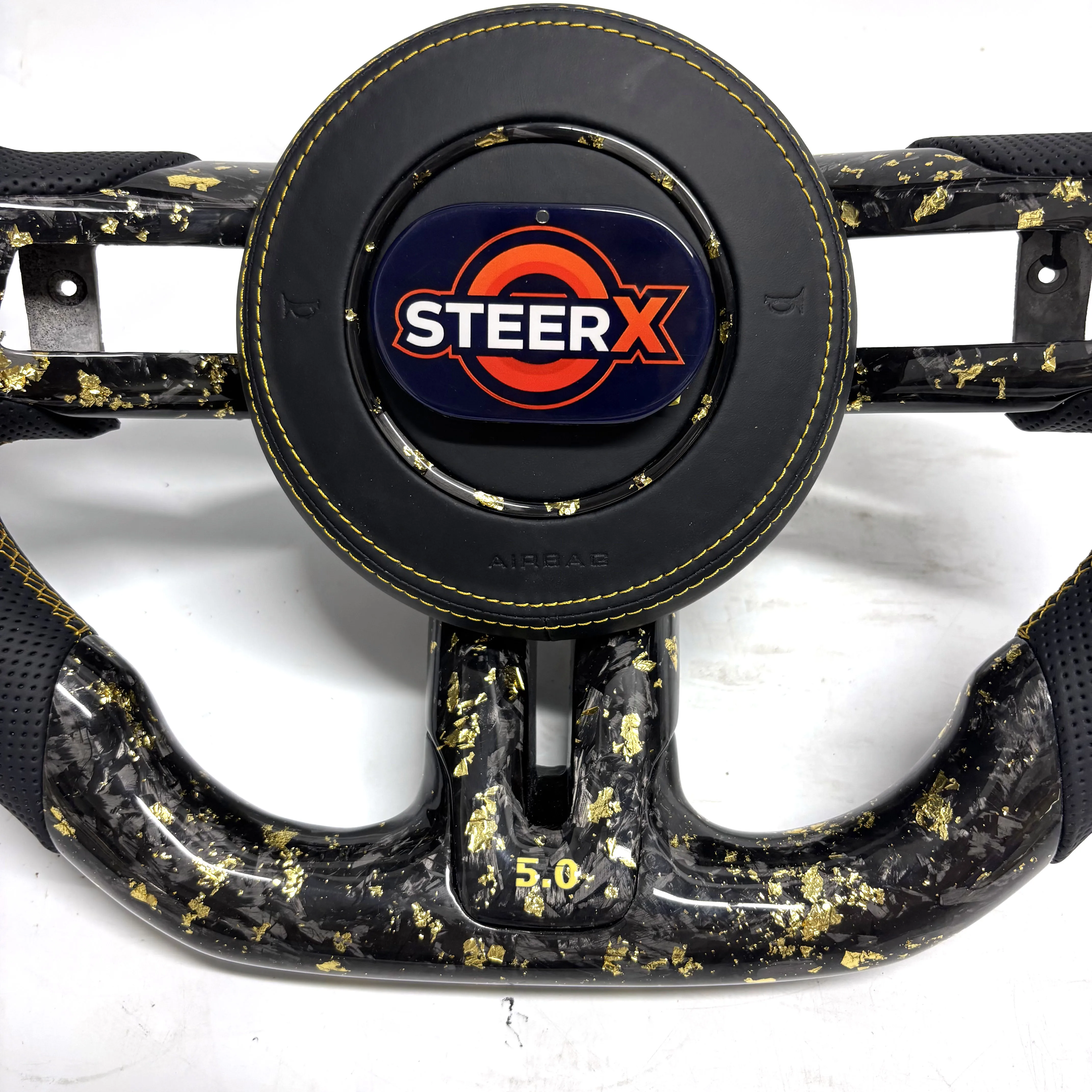 عجلة قيادة جلدية مثقوبة من ألياف الكربون لسيارة فورد موستانج 2015-2023 #6