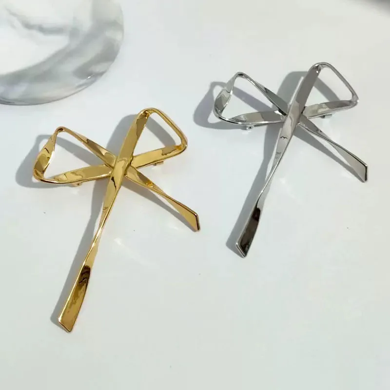 Minimalist Metal Cross Ribbon Bow Brooch Unisex, Stylish Lapel Pin for Office Party, Fashion Accessory Gift for Friends