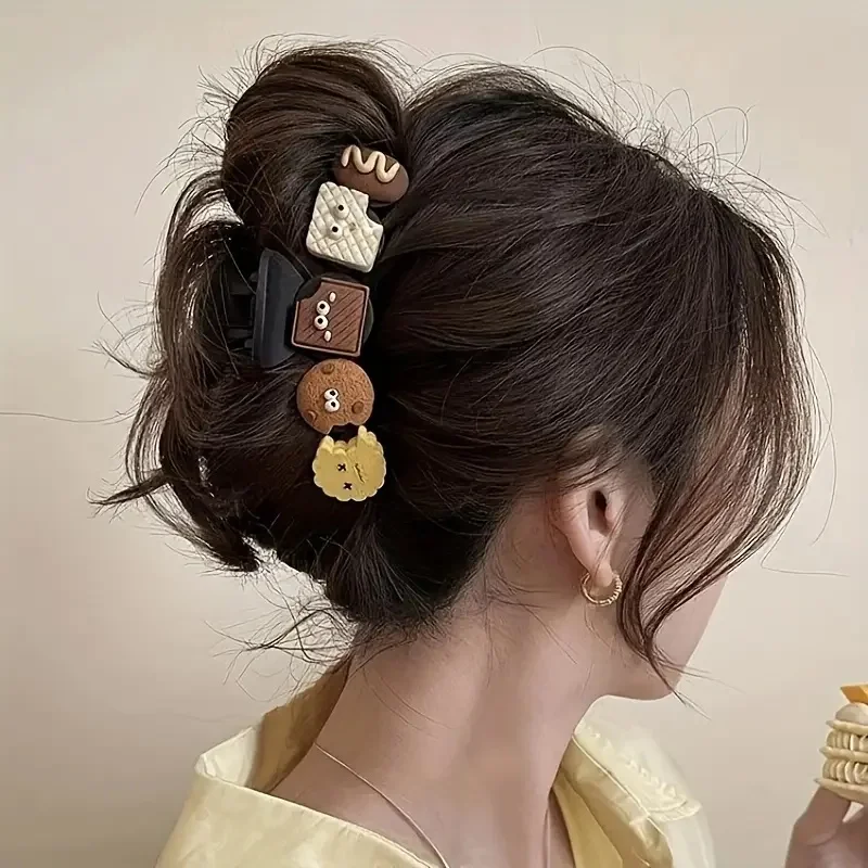 4Pcs Elegant Large Hair Claw Clips for Women Chic Wavy Design with Color Accents Non-Slip Shark Clips Head Hair Accessories image 5
