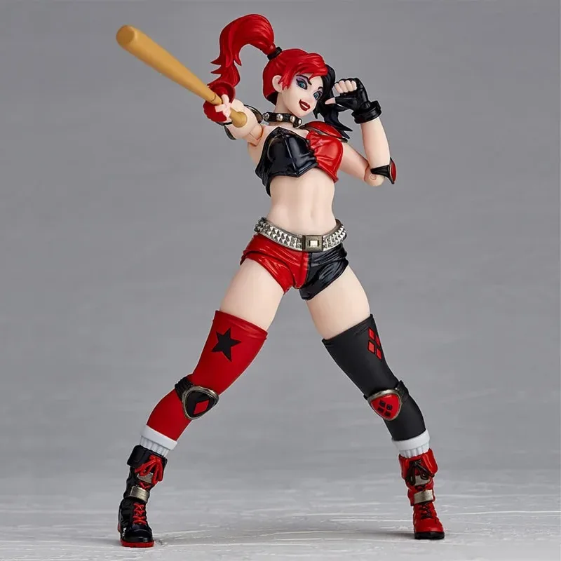 متوفر في المخزون Kaiyodo Harley Quinn Revoltech إعادة طباعة مذهلة Yamaguchi BW 2025 WF طبعة محدودة عمل نموذج لجسم اللعب الهدايا