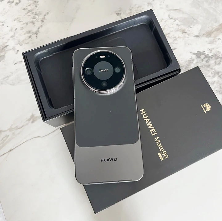 Original HUAWEI Mate 90 Mobile Phone 6.75 Inch OLED 120Hz Kunlun Glass 3 Screen Kirin 9030 HarmonyOS 7.0 Camera 50MP Smartphone
