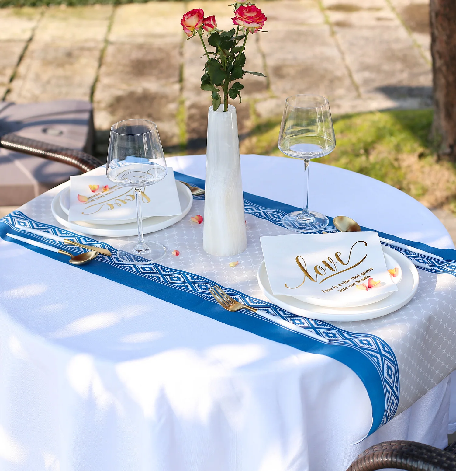 

LEKOCH Disposable Linen Feel Blue Table Runner Paper Dinning Table Party Wedding Runner Cover Roll