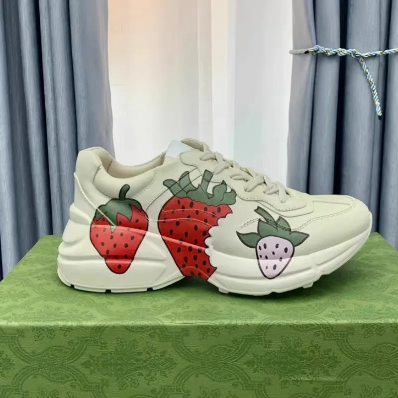 

Дизайнерские мужские и женские люксовые массивные повседневные кроссовки 2026 года на платформе из натуральной кожи для мужчин, девушек и мальчиков. Оригинальные теннисные кроссовки.