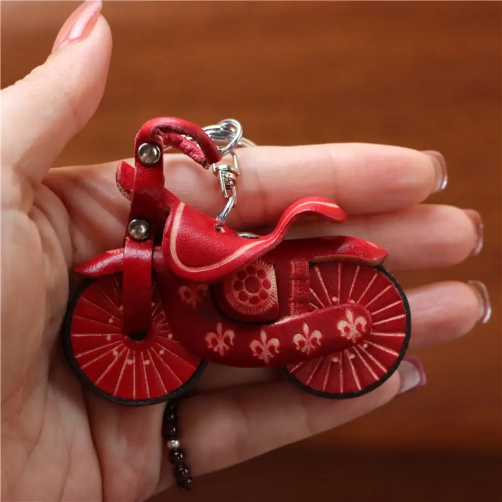 Retro Cowhide Motorcycle Keychain Cruiser Vintage Cowhide Motorcycle Pendant Exquisite Delicate Simulation Motorcycle Keyring