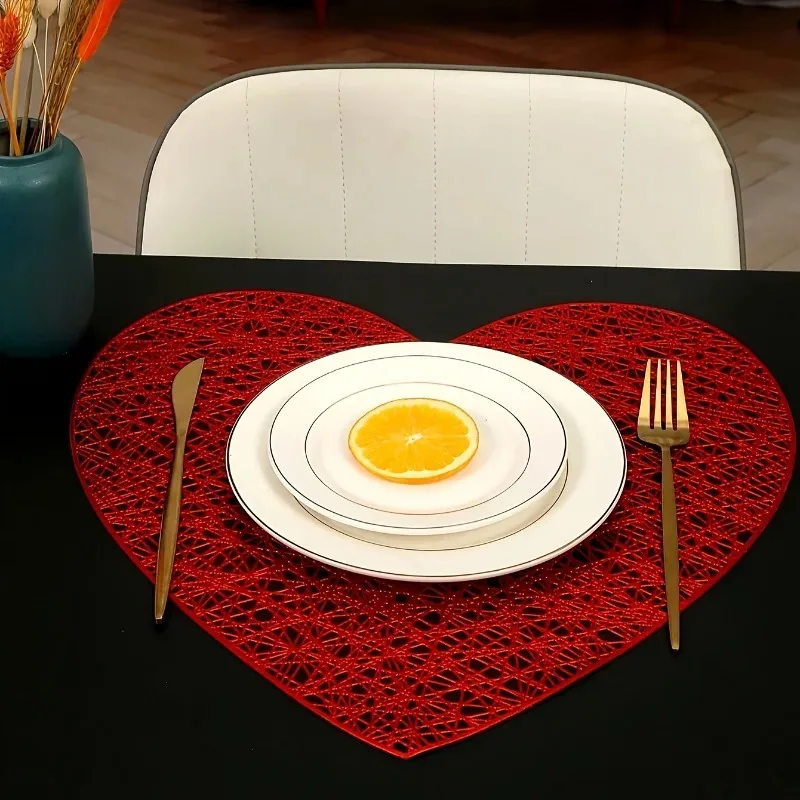 Heart-Shaped Heat-Resistant Mat – Valentine’s Day Decorative Western-Style Placemat, Washable & Scald-Proof Table Mat for Table