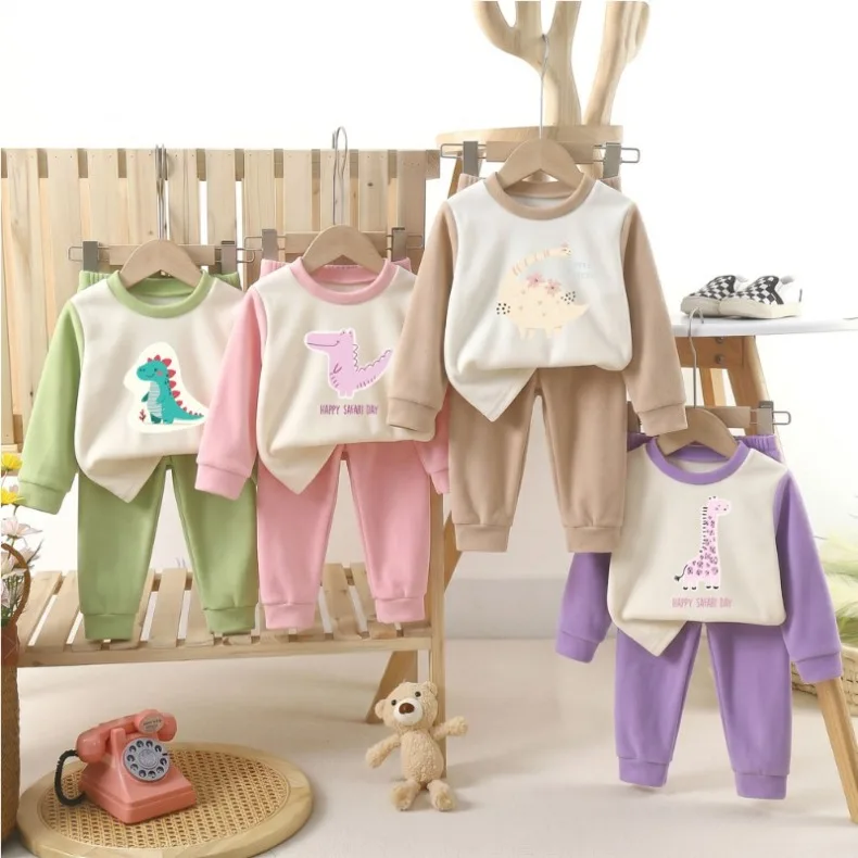 Herbst-Winter Mädchen Freizeit-Schlafanzüge Jungen Samt-Fleece Warme Hauskleidung Sets Kinder Langarm-Unterwäsche Anzug Pyjamas Neu – Detail 2