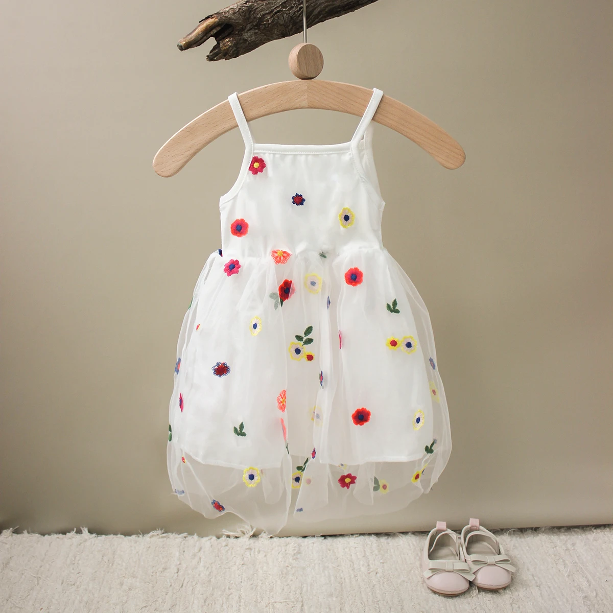 Cute Baby Girls Suspenders Dress Fuffy Tulle Tutu Princess Dress Summer Baby Girls Embroidery Flower Casual Wear 0-3Y