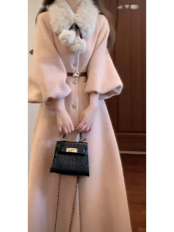 

Sweet Style Long Length Woolen Coat with Faux Fur Collar Waist Cinching Advanced Feeling Autumn Winter Fashion Outerwear