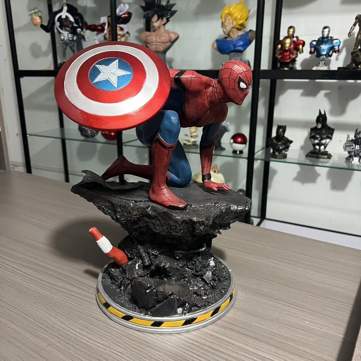 مارفل ستوديو الرجل العنكبوت المنتقمون 15.74 بوصة/40 سنتيمتر الحارس يمكن أن تتحرك GK درع الشكل معركة الموقف زخرفة نموذج اللعب الهدايا