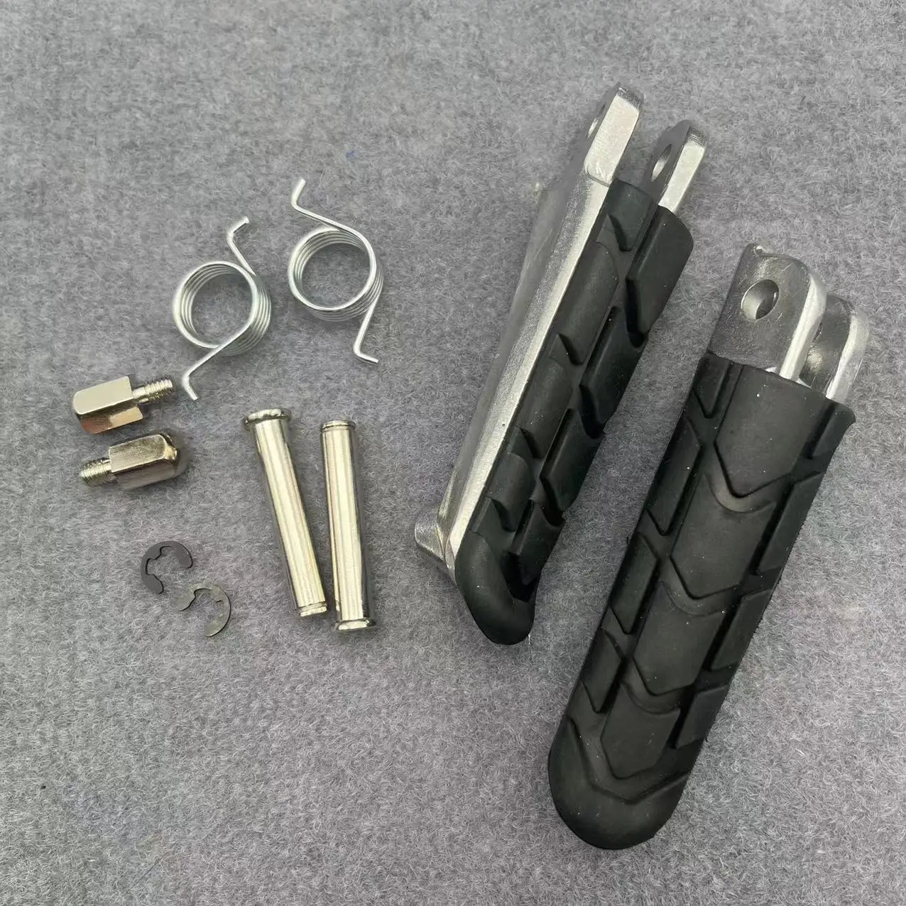 Motorcycle Rider Front Foot Pegs Footrests Footpeg HONDA CB400 CBR600 CBR900 CB1300 CBR1100XX VFR800 VTR250 RC51