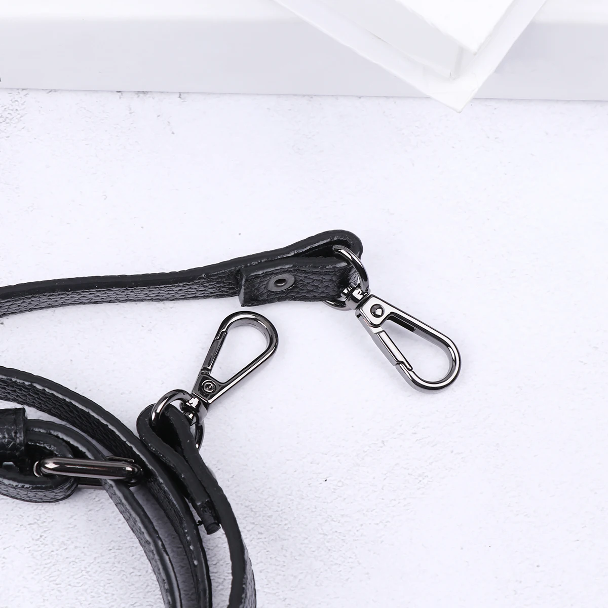 

Adjustable Shoulder Strap for Women Bags PU Replacement Long Crossbody Comfortable Portable Gift Bag Strap Accessories