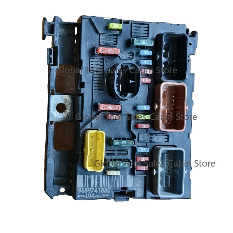 Auto Parts Fuse Box Unit Assembly 6500CK 9659741880 9675878480 for French Car