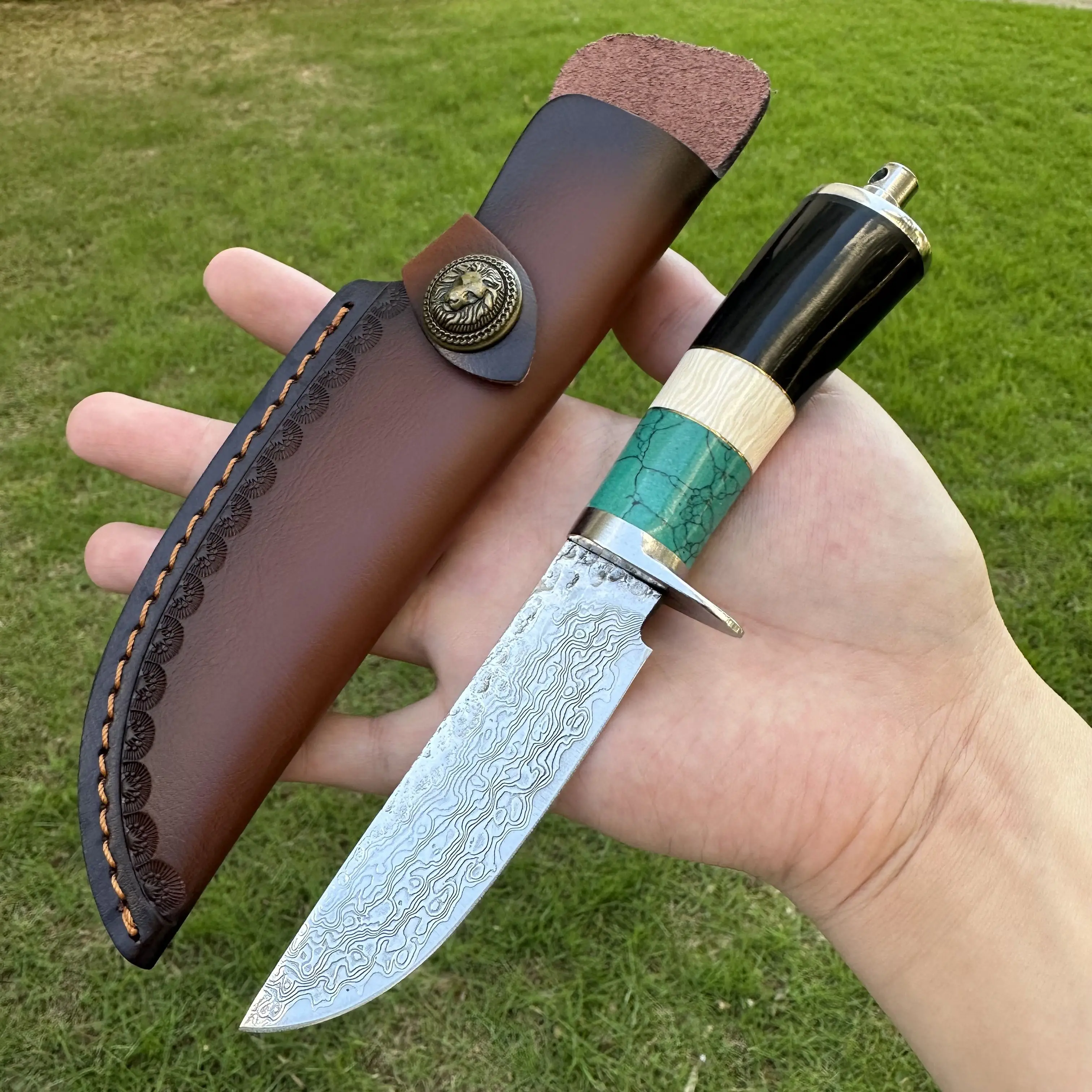 Topwell Handmade Forged Fixed Blade Damascus Knife Bull Horns Handle Solid Top Quality Leather Sheath Outdoor Collection Knife