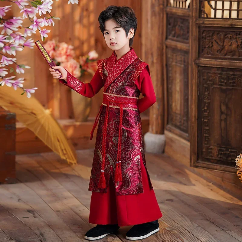 ชุด Hanfu ดัดแปลง Tang คอสตูมสำหรับเด็กผู้ชายสไตล์จีนดั้งเดิมใส่ได้ทั้งฤดูใบไม้ร่วงและฤดูหนาว