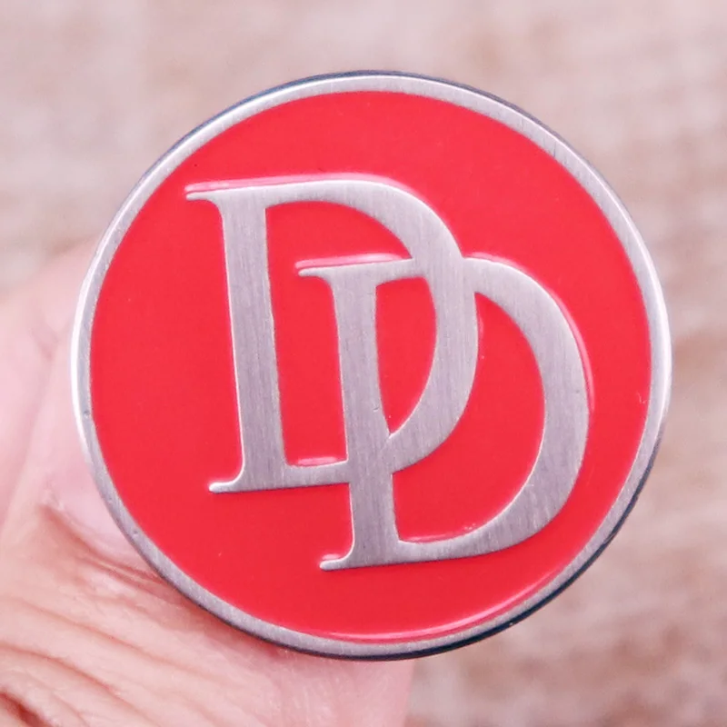 Daredevil-Logo Badge Fantasy Movie Enamel Pin Comic Pin Hat Backpack Decoration