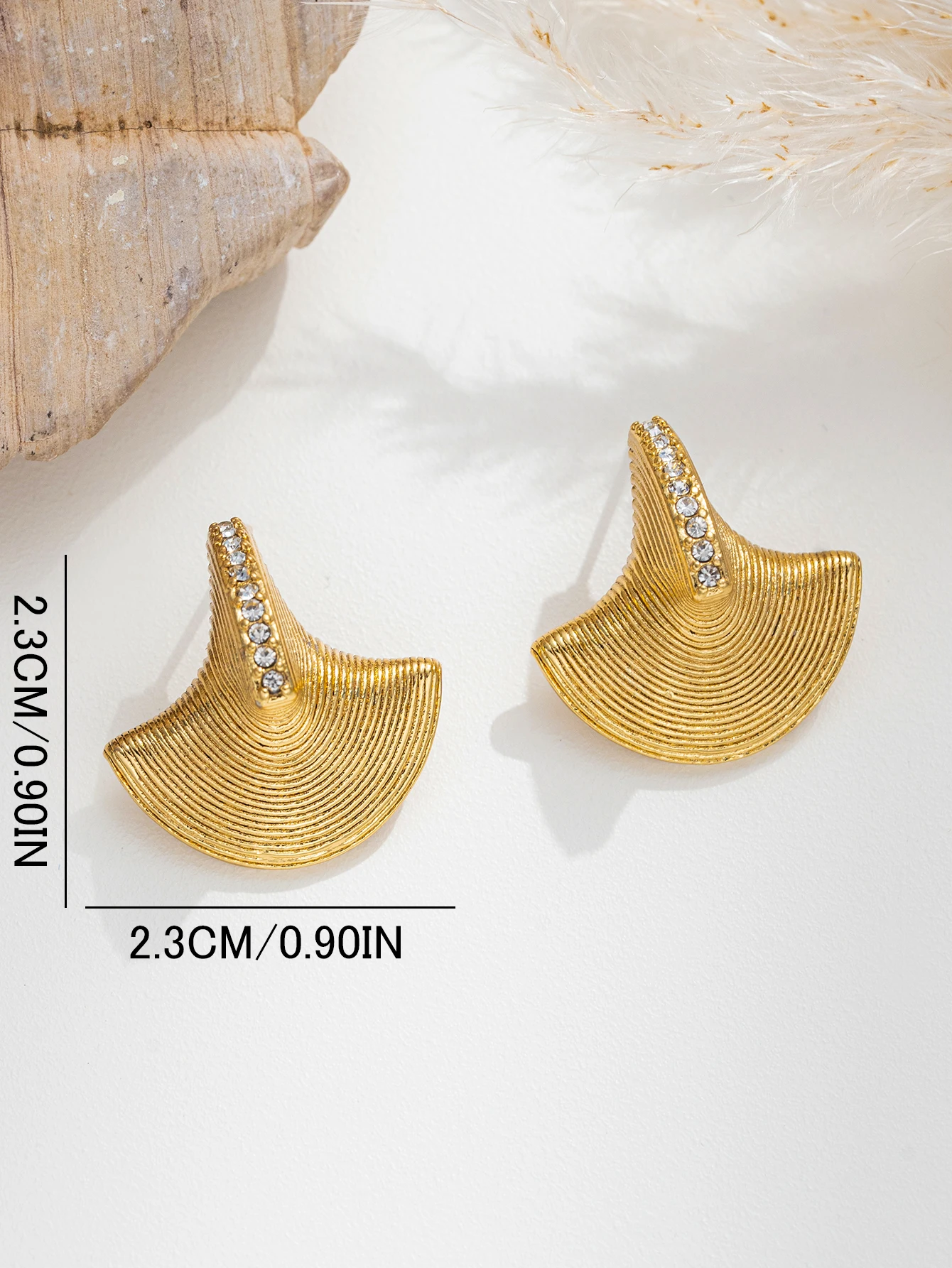 1 pair of fashionable metal ancient Egyptian style earrings, suitable for daily wear, parties, and Valentine's Day gifts