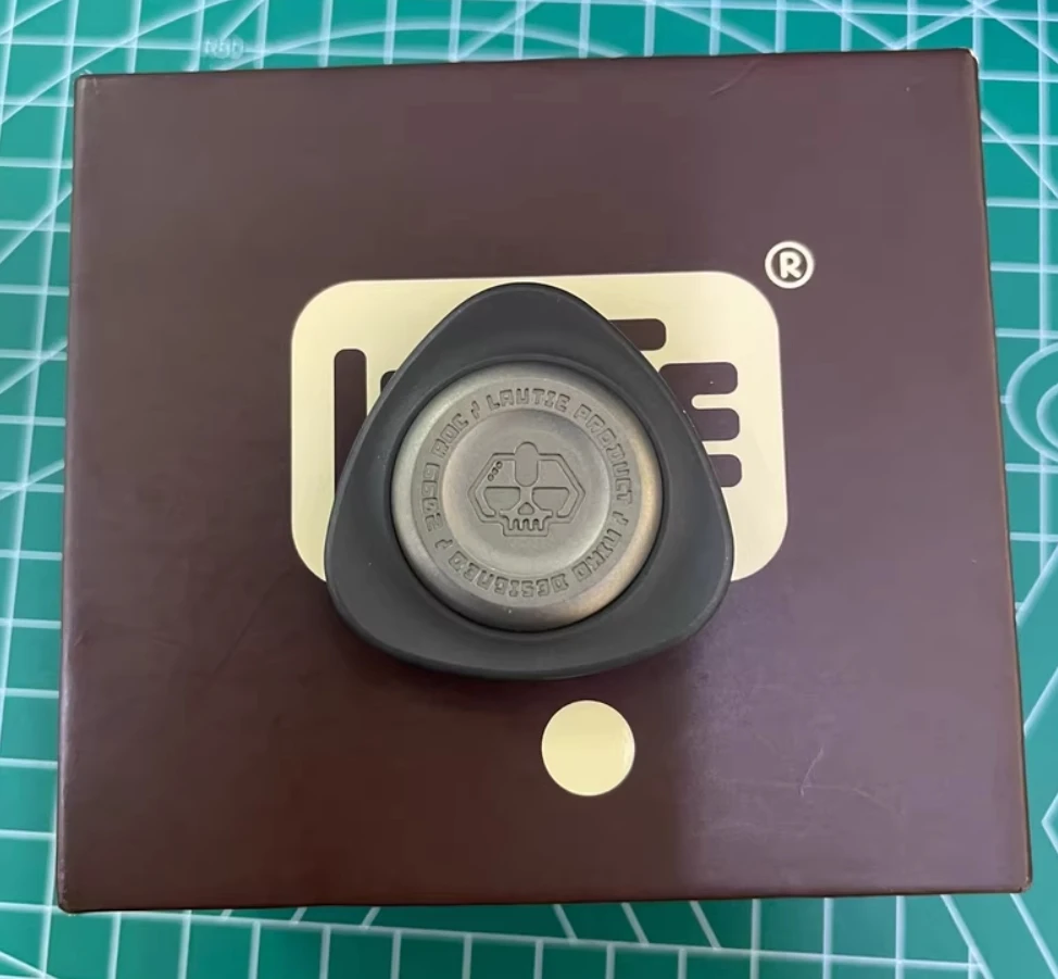 

Б/у EDC Lautie ROC Цирконий Пескоструйная обработка 1.0 Spinner Fidget Декомпрессионная игрушка