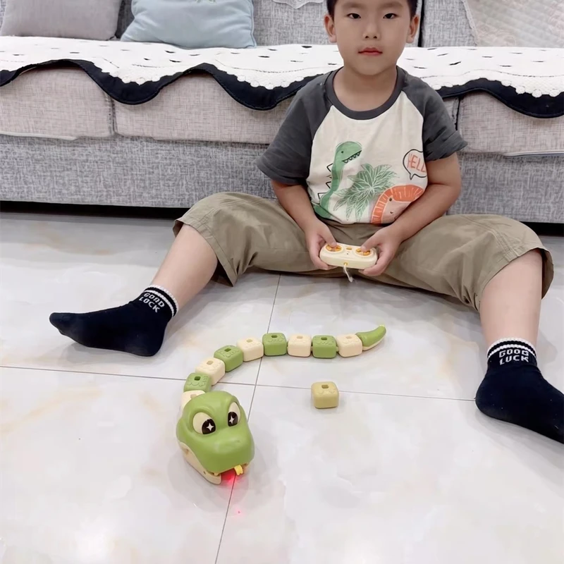 Remote Control Gluttonous Snake Magnetic Toy Two Player Battle Interactive Magnetic Eating Snake Remote Control Car For Adult