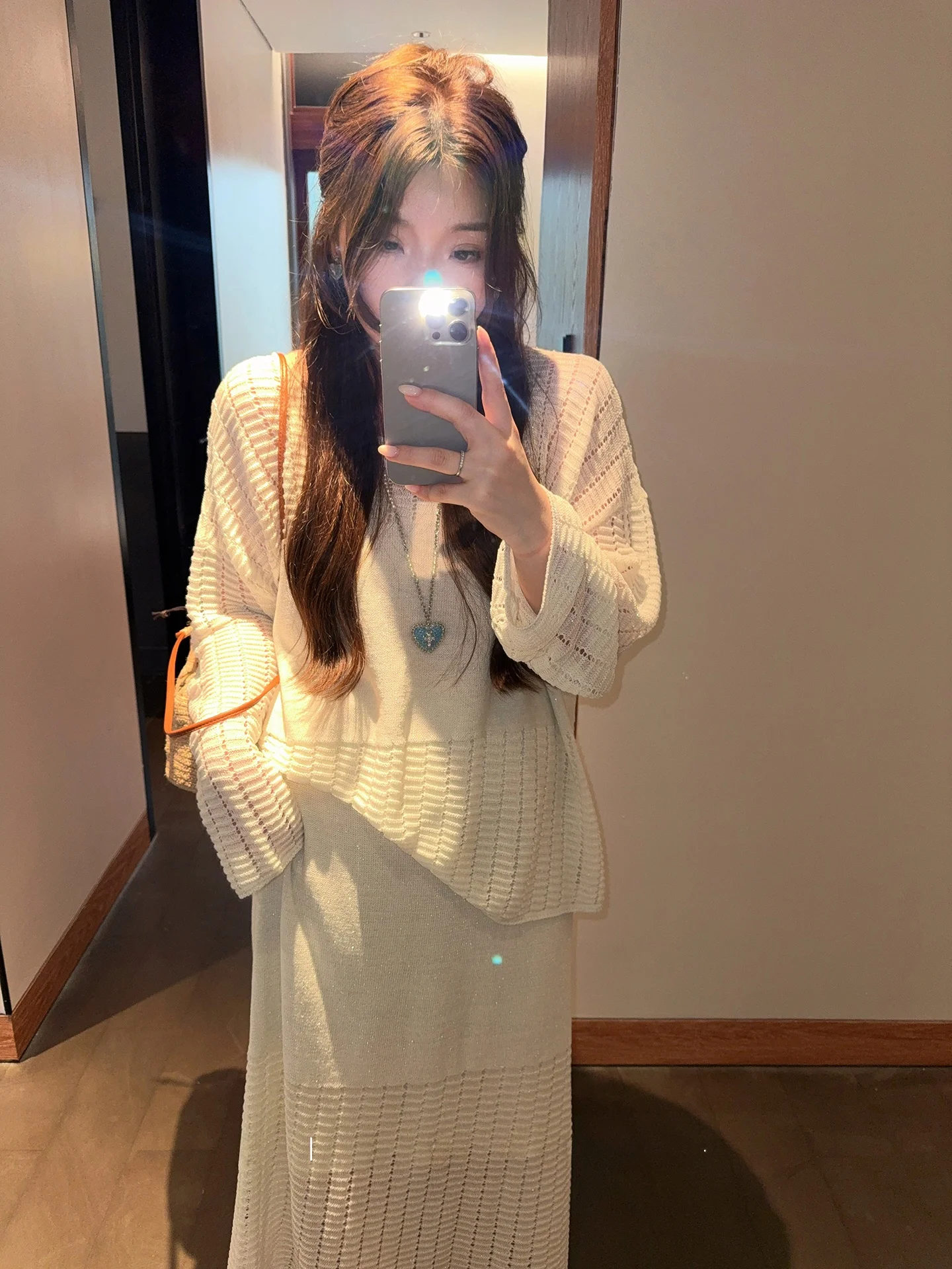 

Женский вязаный комплект большого размера с льняной юбкой-полусолнце, топом и брюками, двухсоставный костюм, дизайн с ажурной вышивкой, для повседневной носки.