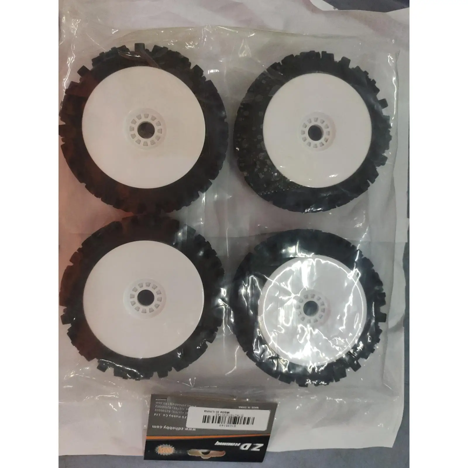 

RC Car Rubber Tire, 4pcs RC Truck Rubber Tire Wheel Tyre Accessory Parts for 1/8 RC Racing Buggy Crawler Car (Black)
