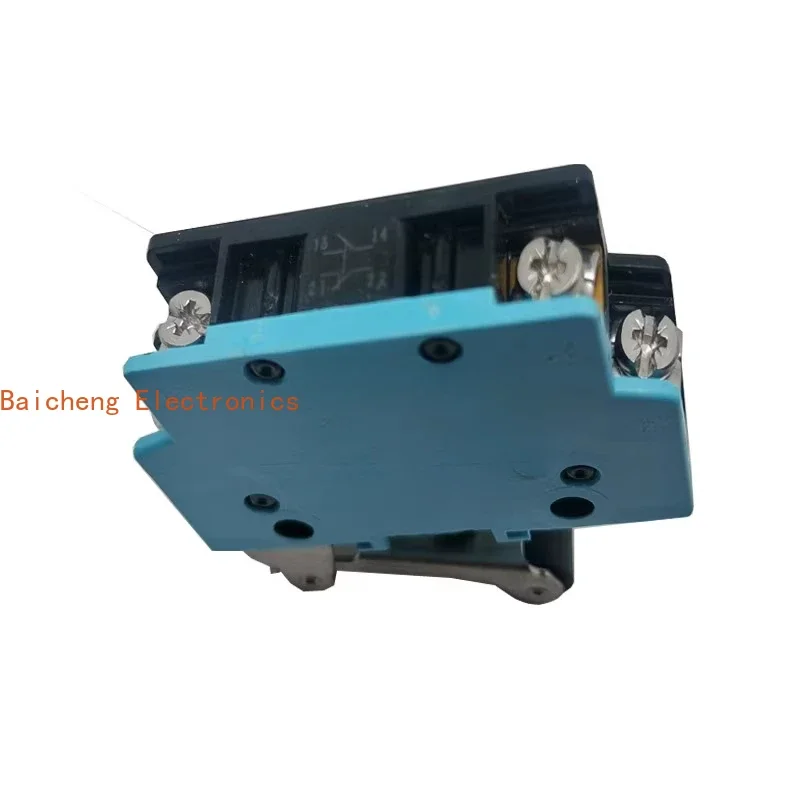 1PCS 83244223 micro limit switch with short roller rod IP67 high lifespan