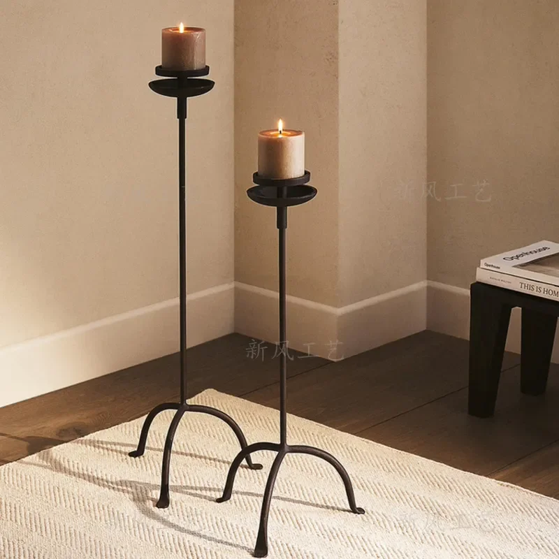 Vintage European Style Tripod Candle Holder Tall Metal Stand for Home Decor Warm Atmosphere French Retro Design Living Room
