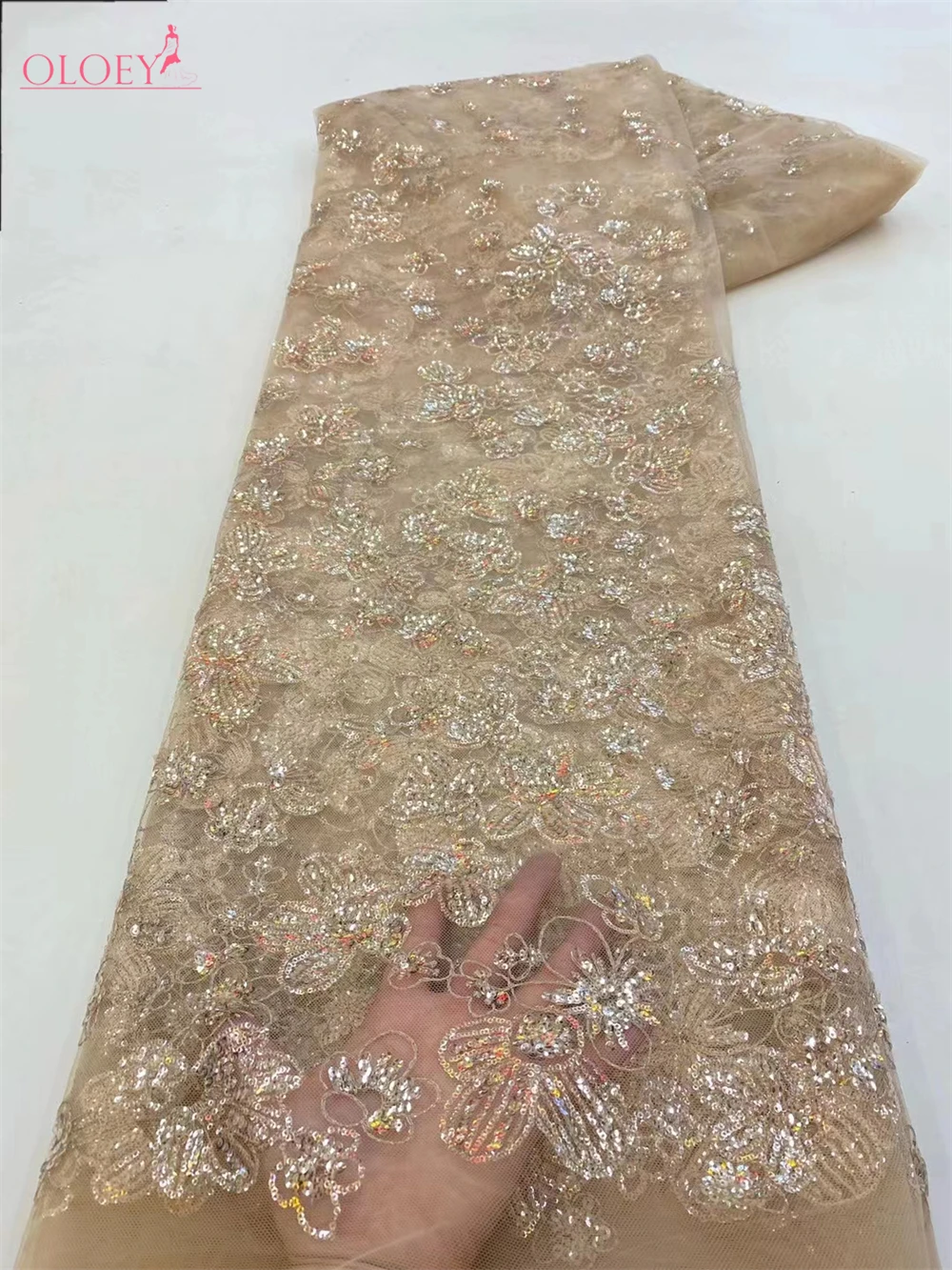Latest High Quality Elegant Classic Embroidered Sequin Lace Fabric African French Mesh Lace Fabric For Wedding Dress