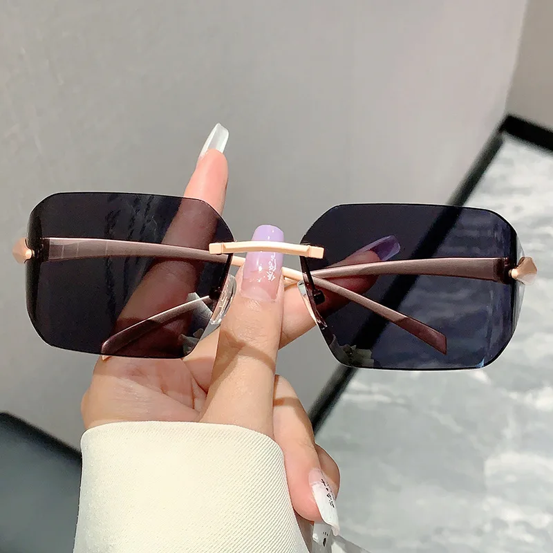 

Vintage Luxury Brand Designer Rimless Square Sunglasses Women For Men Sun Glasses Punk Popular Outdoor Trendy Metal Shades UV400