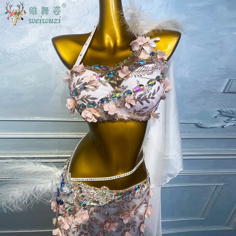 Bauchtanz-Kostüm-Set für Damen, maßgeschneidert, exquisiter Blumen-BH + sexy geteilter langer Rock, orientalische Tanz-Performance-Kostüme