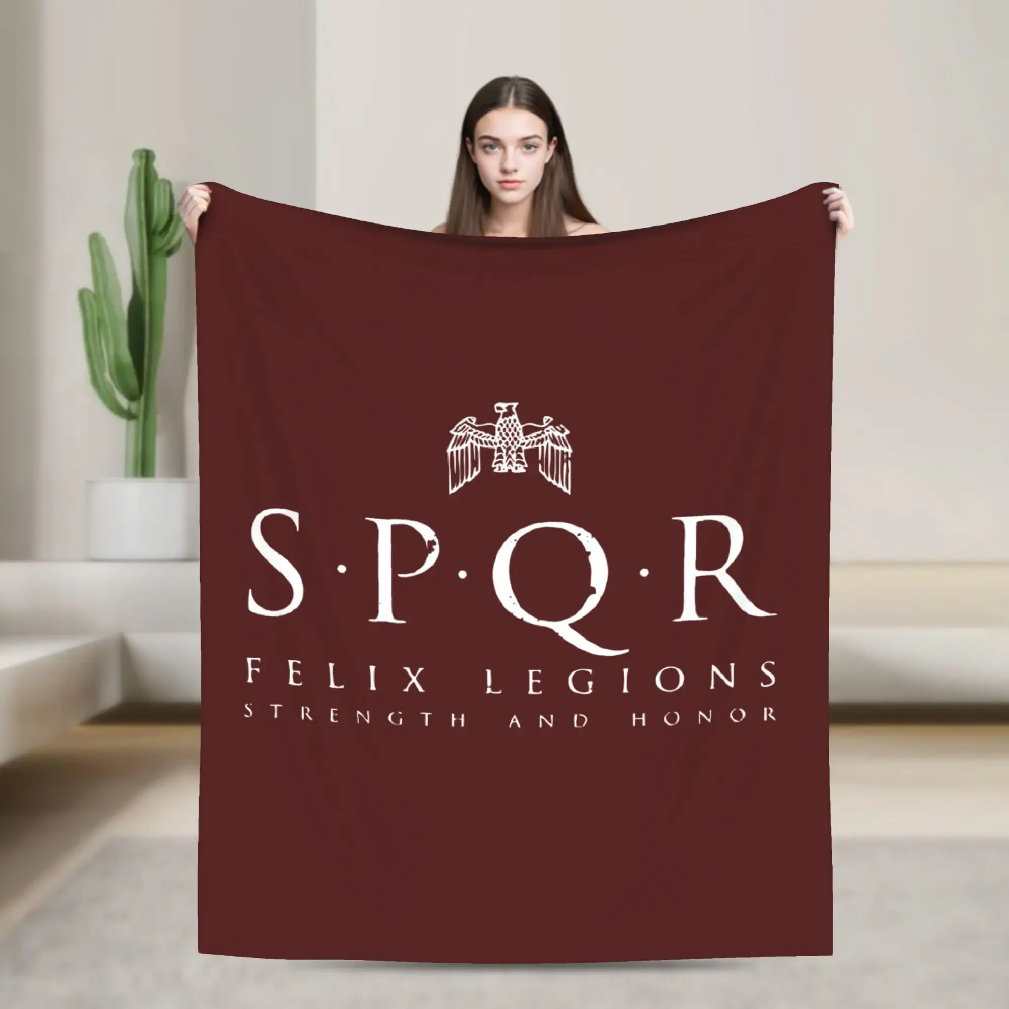 

SPQR Roman Empire Army Fleece Blanket Soft Warm Throw for Bed Office Home Decor Breathable Comfort