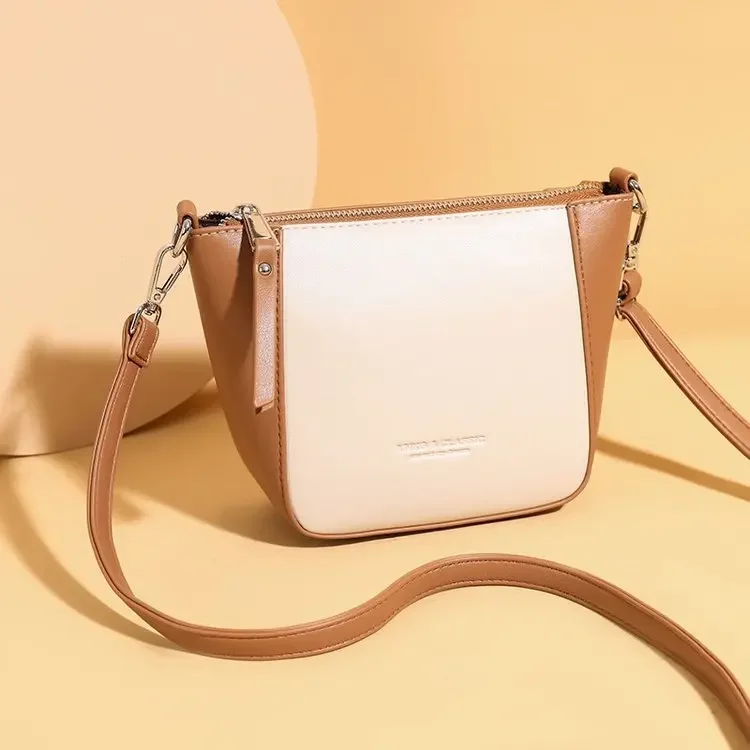 

2026 New Trend Crossbody Women's Bag Large Capacity Tote Bag Portable Shoulder Crossbody Bag Women