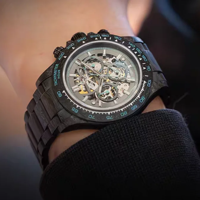 CRONUSART Orologio cronografo da uomo Sport 42mm Orologio da polso meccanico automatico Cassa e cinturino in fibra di carbonio Quadrante scheletrato luminoso