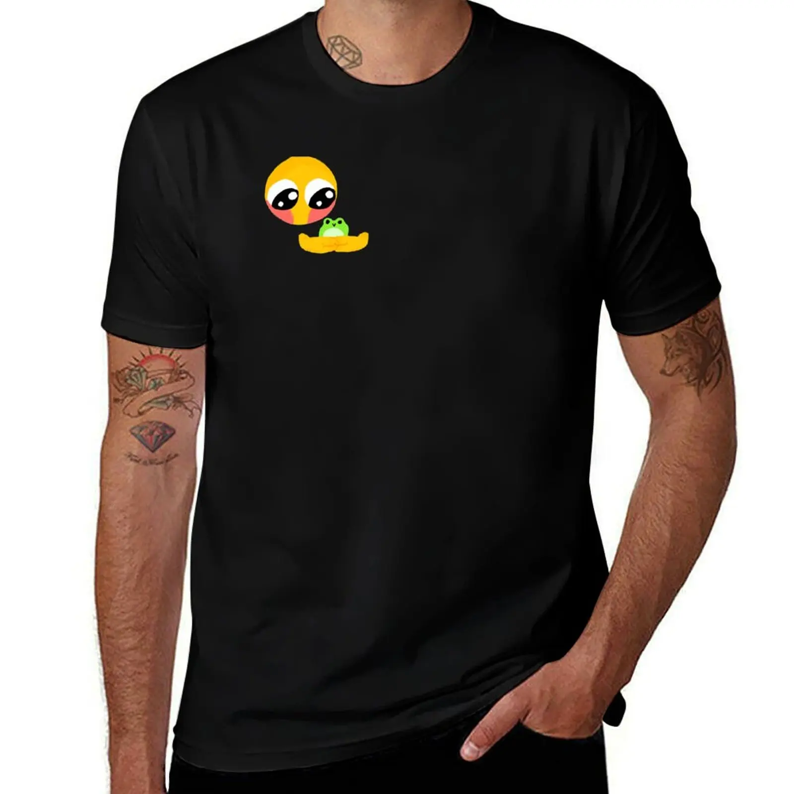 

Cutie holding a frog :] T-Shirt Lightweight Hiking T-Shirt