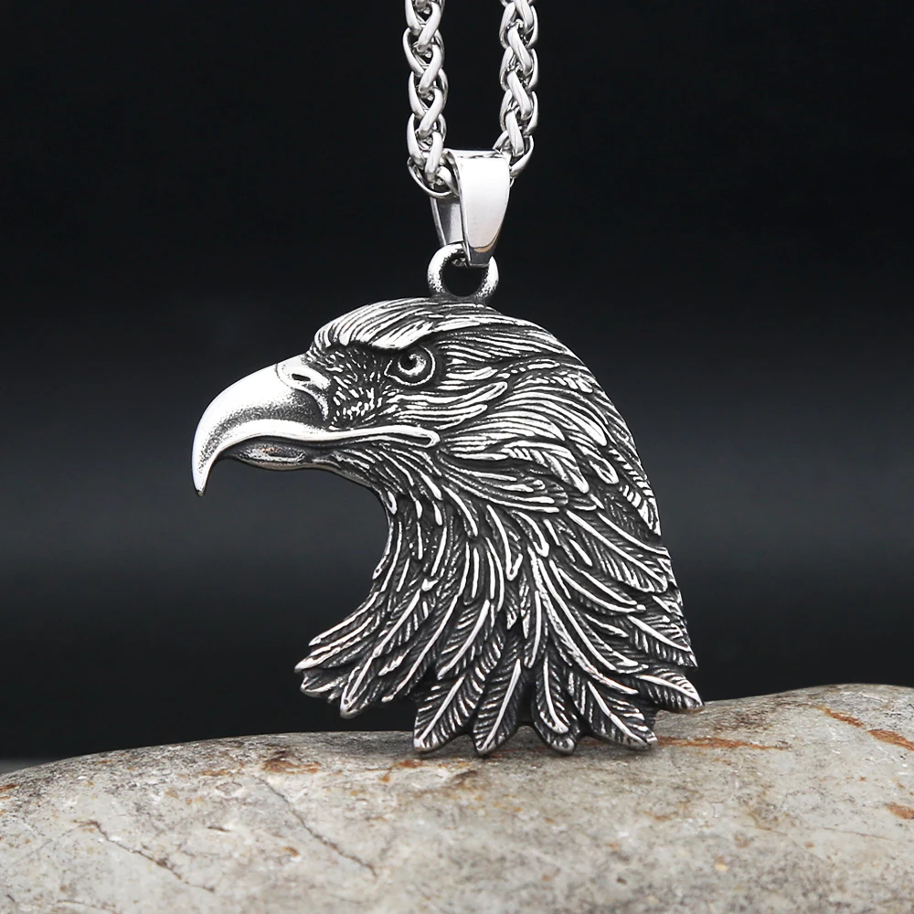 Eagle Head Stainless Steel Pendant 24in Chain