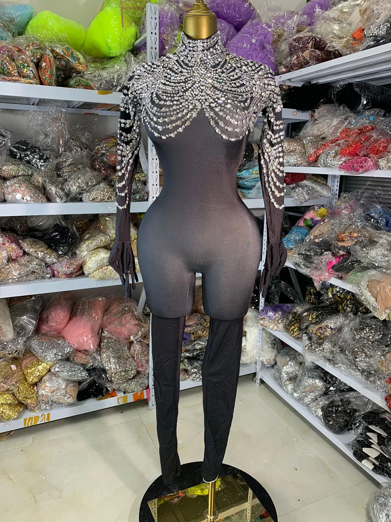 

Shiny Rhinestone One Piece Long Sleeve Skinny Bodysuits Spandex Elastic Rhythmic Gymnastics Leotards Special Occassion Dresses
