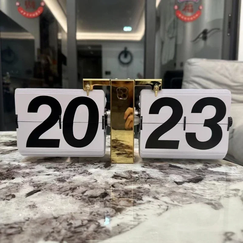 Mechanical Flip Clock Nordic Style Wall Clocks Luxury Desk Clock for Bedrooms Modern Creative Decorative Home Living Room Decor