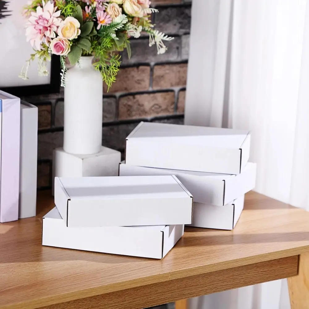 100 pacotes de caixas de transporte de papelão branco para presentes de pequenas empresas, 13x10x2 polegadas