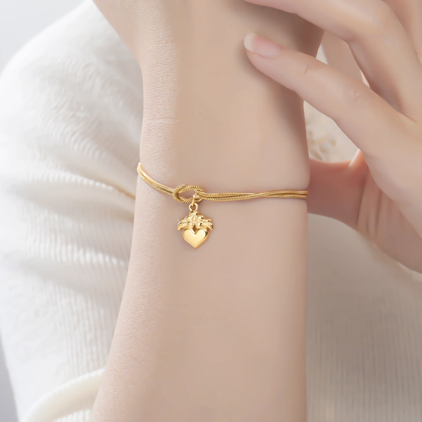 Kkjoy Schlangenkette Knoten Herz Blumen Armband Edelstahl Zierlicher Ins-Stil Niedlicher Schmuck Valentinstag Geschenk für Frauen Mädchen – Detail 3