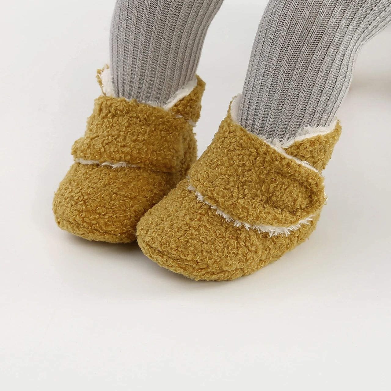 Thick Fleece Infant Warm Shoes Indoor Anti-slip Newborn Soft Sole Shoes Winter Baby Mid-calf Snow Boots Kids Plush Footwear 0-2y
