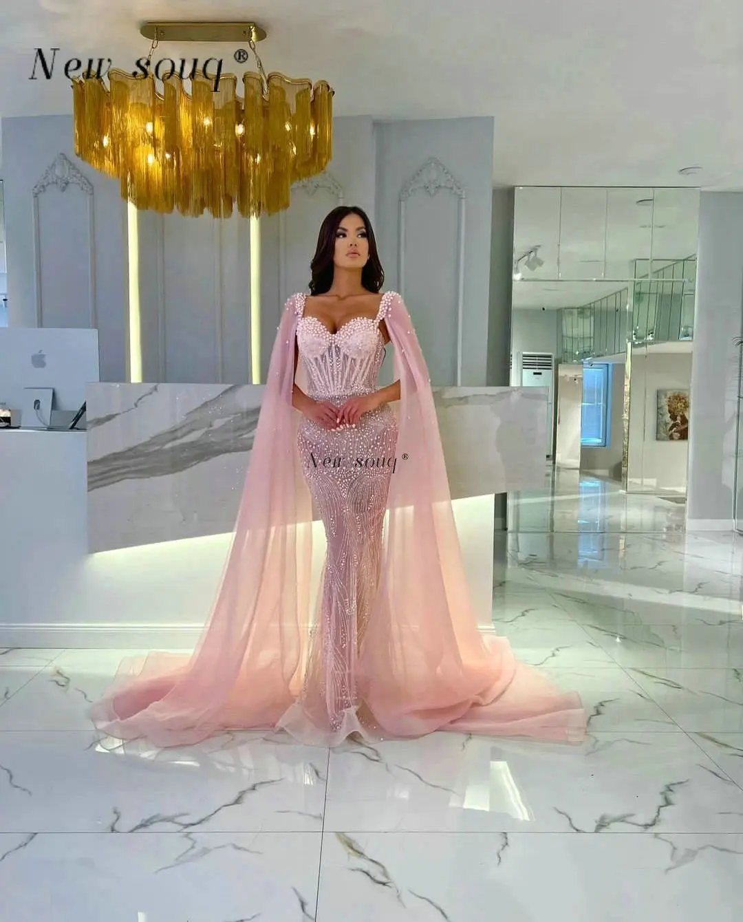 Elegant Arabic Pink Mermaid Evening Dresses with Cape Sleeves Pearls Beaded Sparkle Sequins Formal Women Wedding Party Gowns