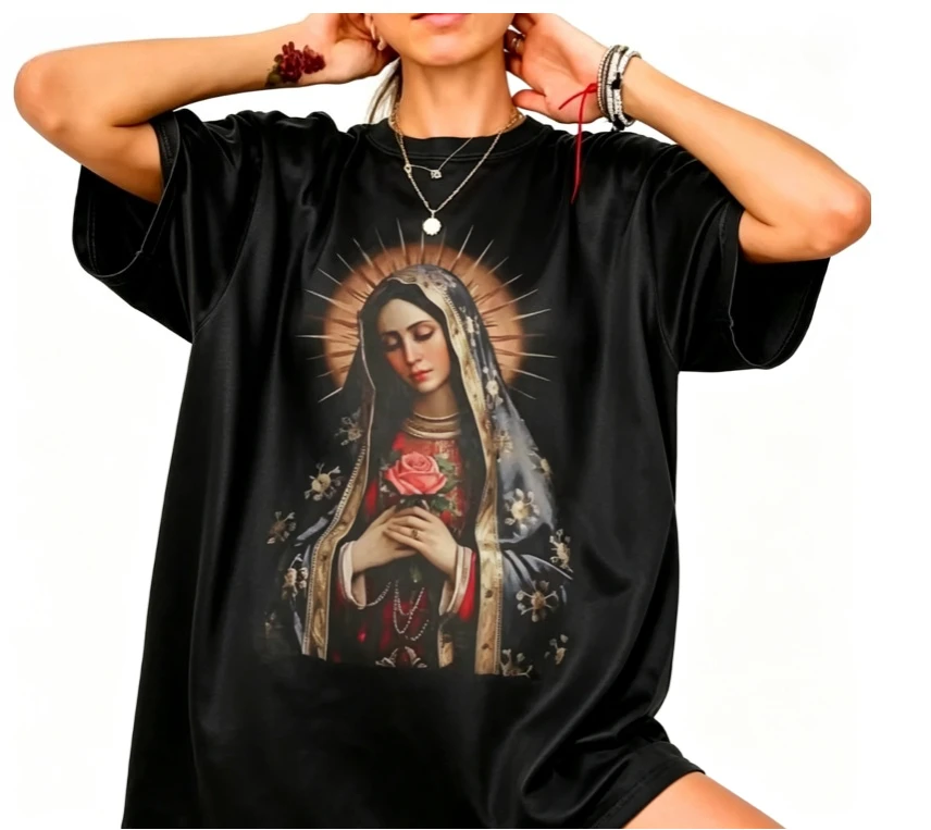 Medieval Religious Figure Graphic T‑Shirt Black Polyester Loose Tee Retro Dark Art Print Casual Street Short Sleeve  Unisex
