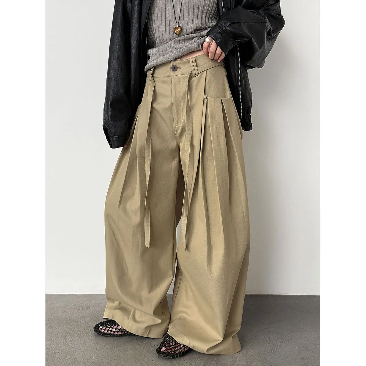 

SuperAen Korean Style Design Solid Color Long Wide-leg Pants High Waist Spring 2026 New Simple Pleated Comfortable Casual Pants