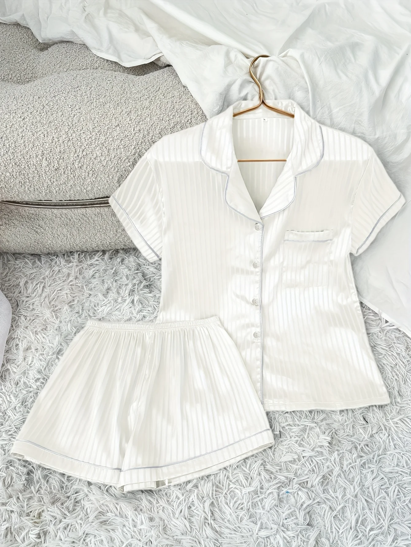 

Small Striped Double Short Pajama Set for Women