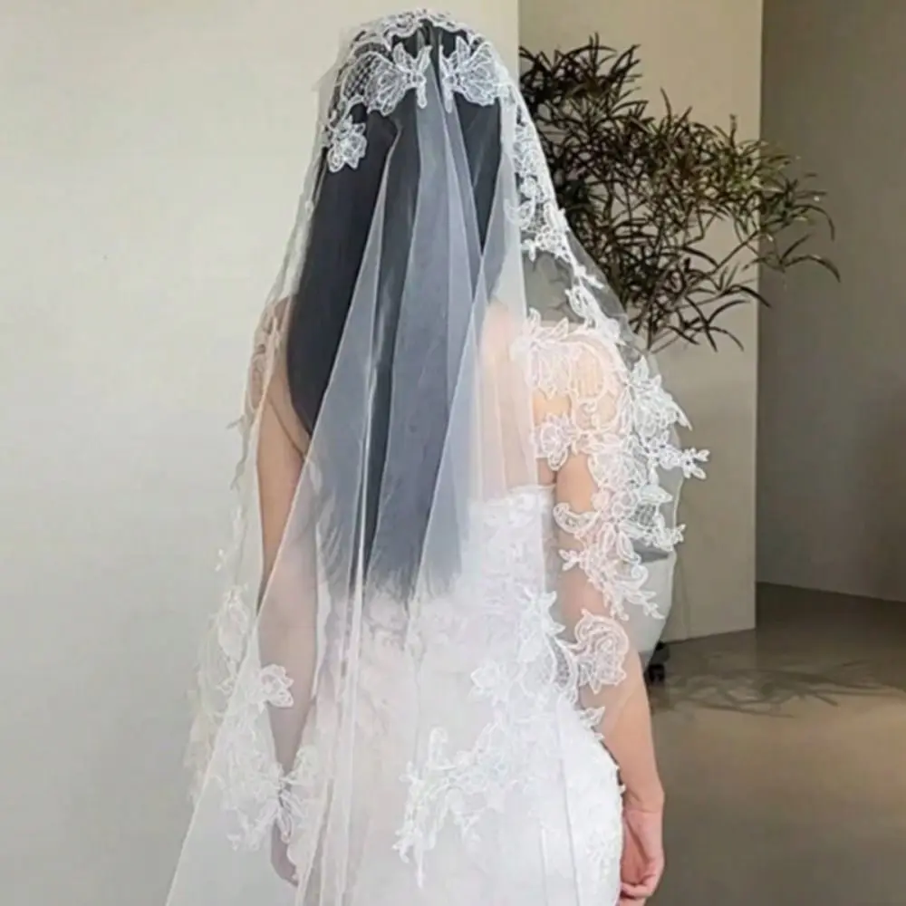 

Long Train Wedding Lace Veil Romantic Lace Edge Flower Lace Head Gauze One Layer Handmade Illusion Bridal Headdress Photo