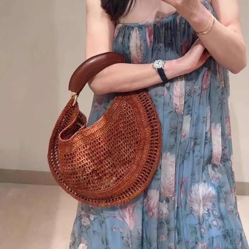 

Fashion Versatile Straw Bag Underarm Bag Retro Large Capacity Multifunctional Beach Woven Wrist Bag Brand Designer Clutch Bag