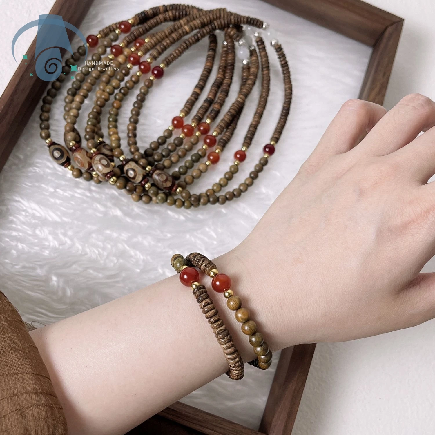 

Натуральный браслет-чётки из зелёного сандалового дерева с двойным обмотыванием, ручной работы, в китайском стиле, для медитации, йоги, культурный подарок