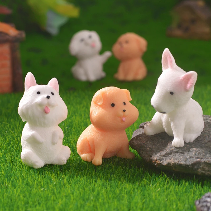 Figura en miniatura de resina de perro de dibujos animados, adorno de Micro paisaje, accesorios de decoración del hogar, regalos de decoración de escritorio Kawaii