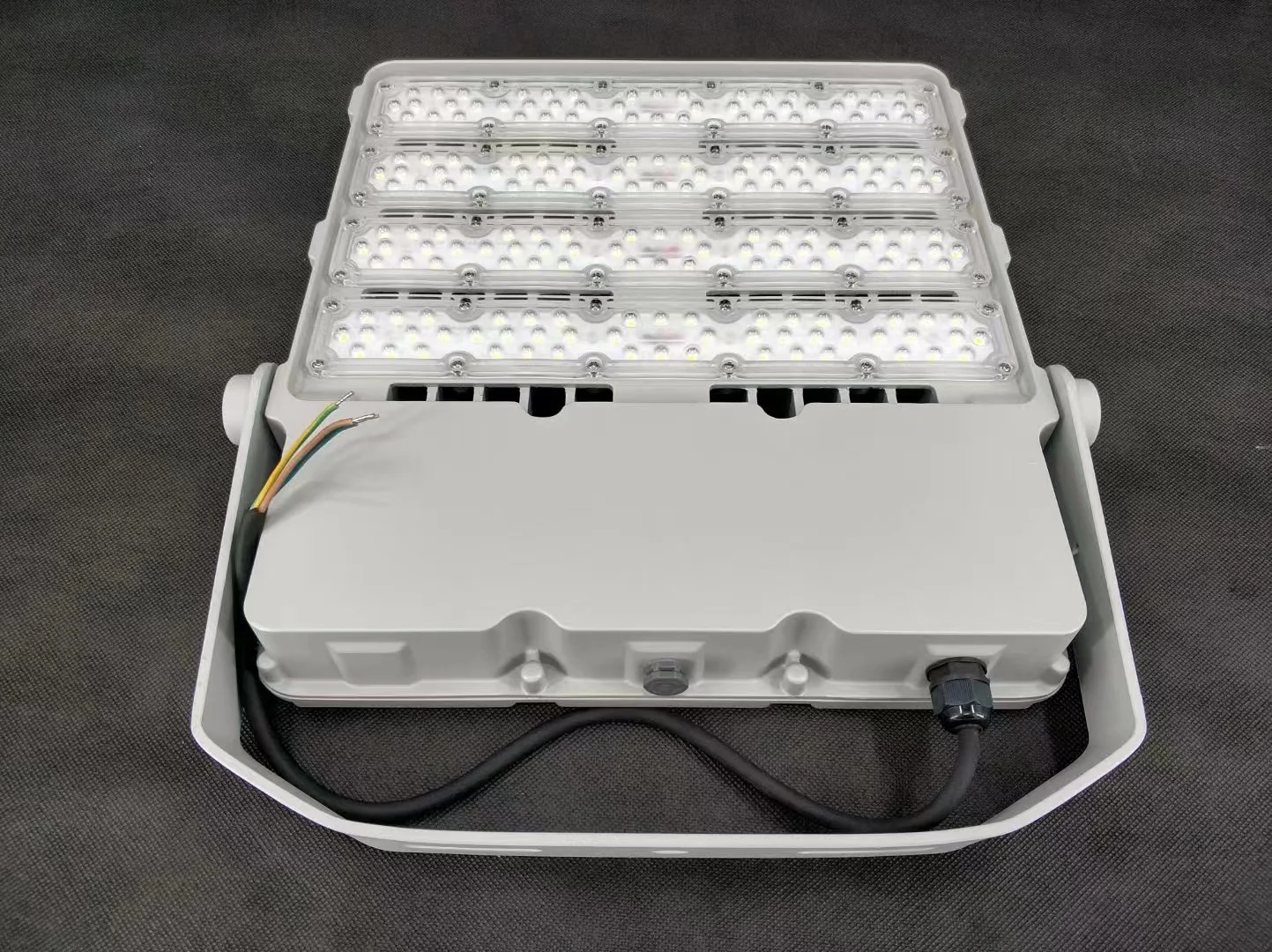IP66 Led High Mast Lamp 100w 200w 240w Car Park LED Flood Light 90 Degree