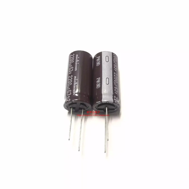 

10-100 шт. 63V2200UF 18X40 Японский высокочастотный низкоимпедансный оригинальный электролитический конденсатор Nichicon PW 2200UF63V