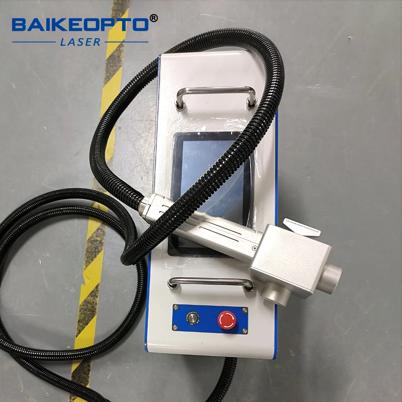 Handheld fiber laser cleaning machine, pulsed type, uniform energy distribution, good cleaning effect without damaging